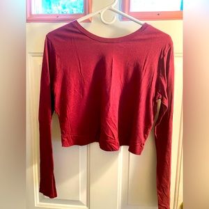 Beyond Yoga L/S, plum color, size medium